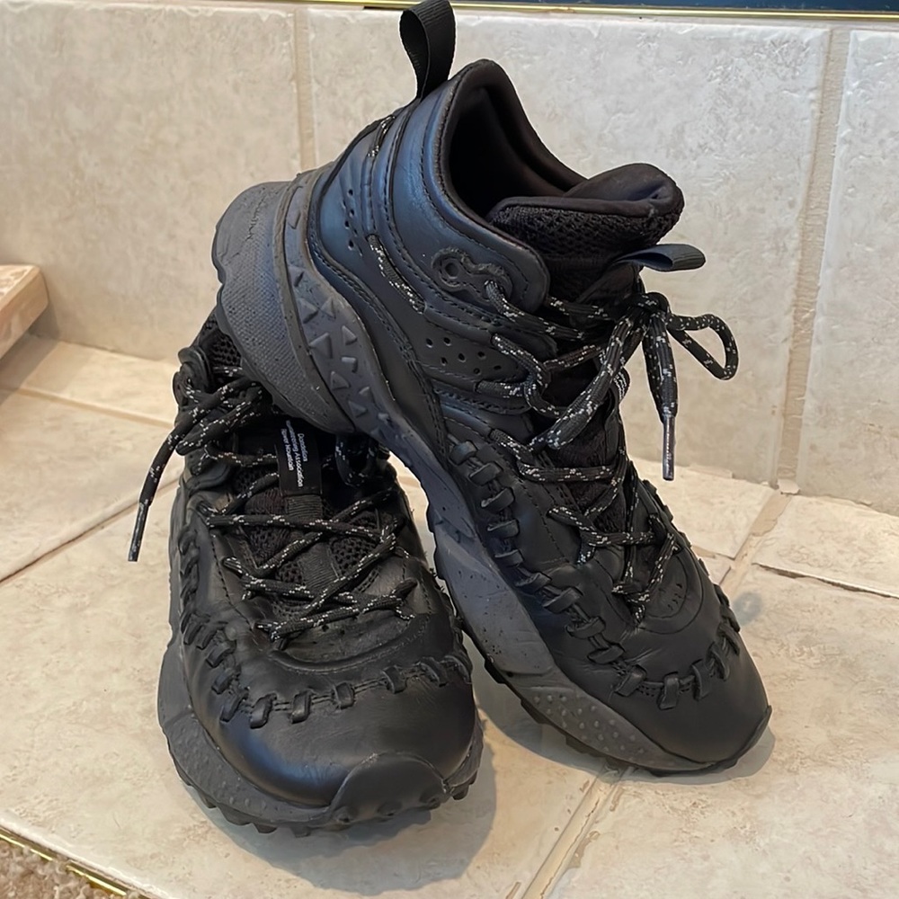 Flower Mountain Black Leather Sneakers, size 8.